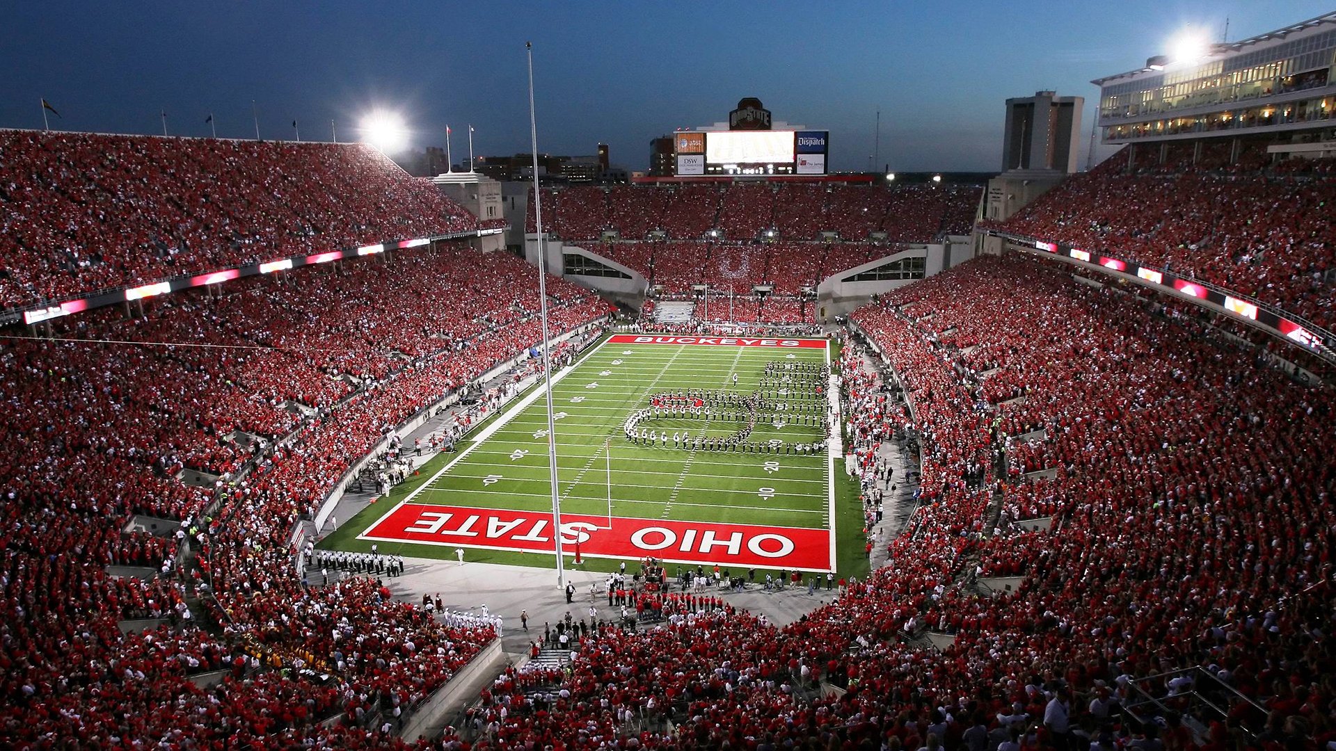 半岛体育官网 -全锦赛最新形势:达拉斯独行侠高居榜首,国际米兰强势追赶,冠军归属成迷